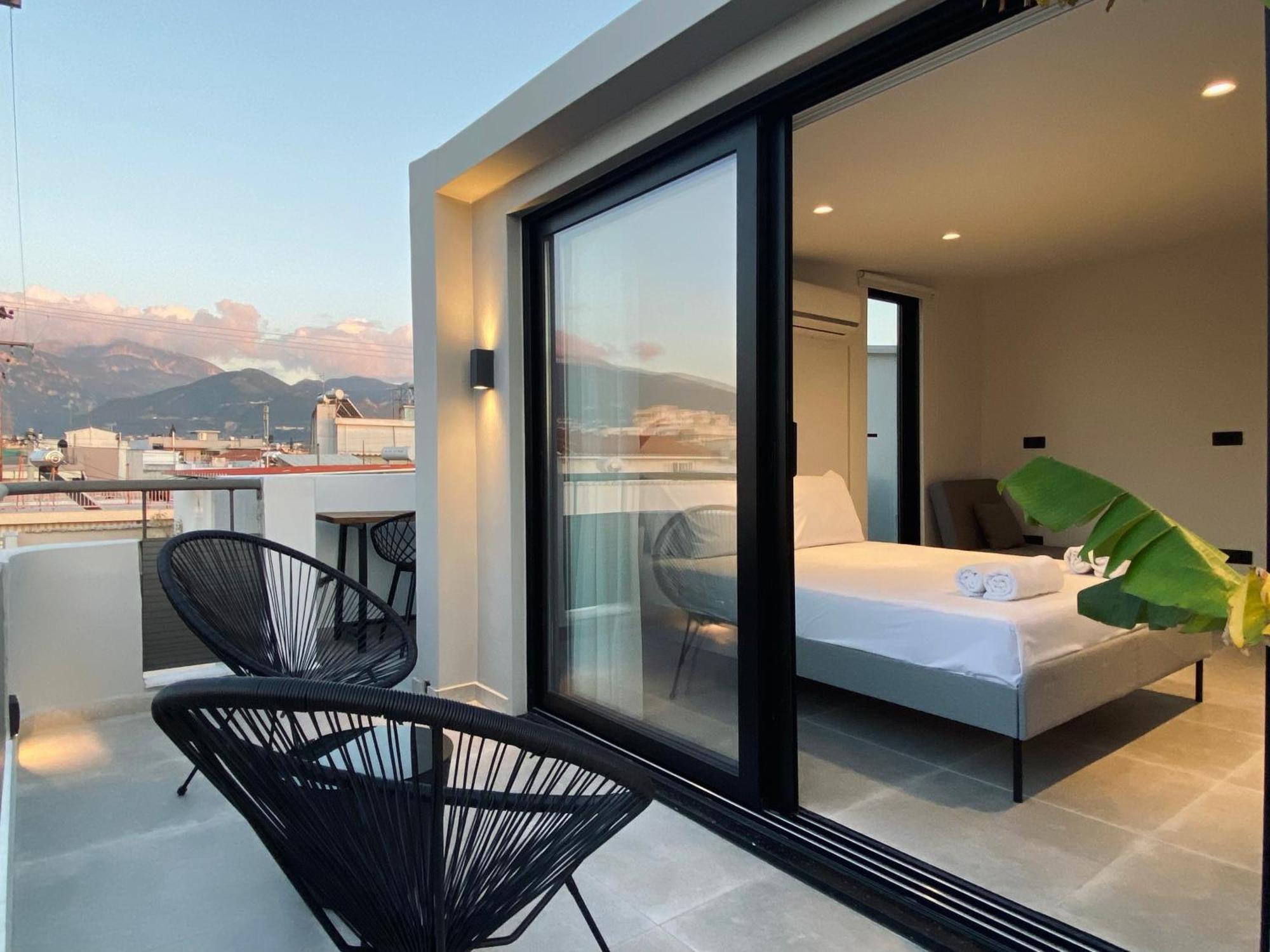 Hyperion Penthouse Lägenhet Patras Exteriör bild